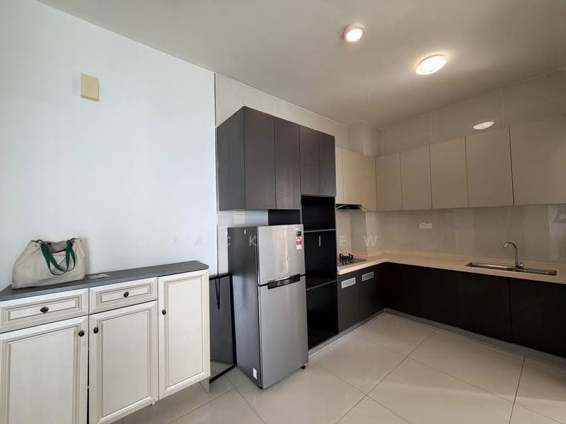 Kondominium untuk Dijual di Royal Strand @ Country Garden Danga Bay - Jack Liew - PropertyGuru.com.my