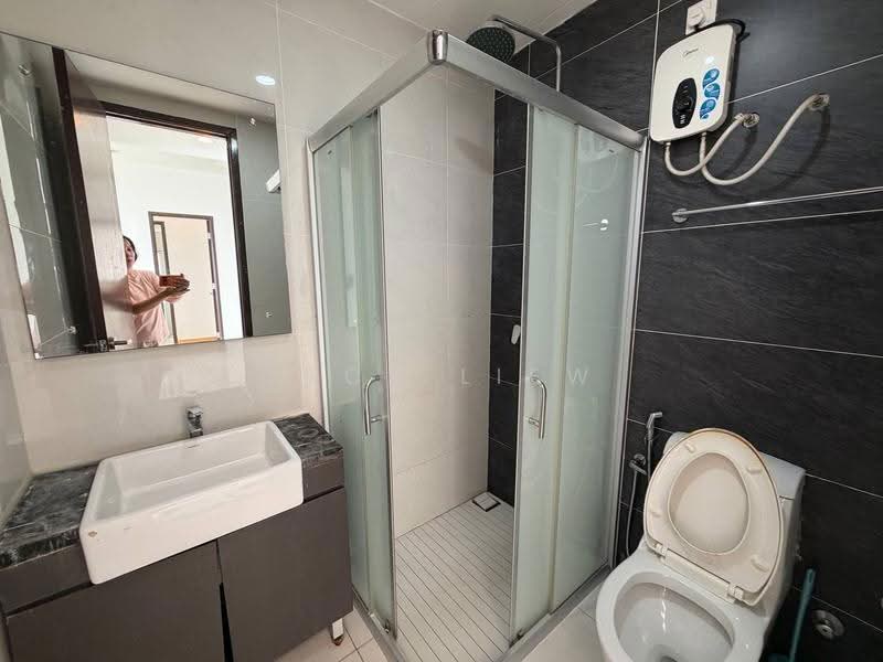 Kondominium untuk Dijual di Royal Strand @ Country Garden Danga Bay - Jack Liew - PropertyGuru.com.my