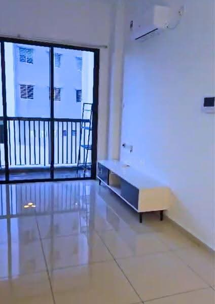 Kondominium untuk Disewa di Artis 3 Residence - Clifton Chee - Living Room - PropertyGuru.com.my