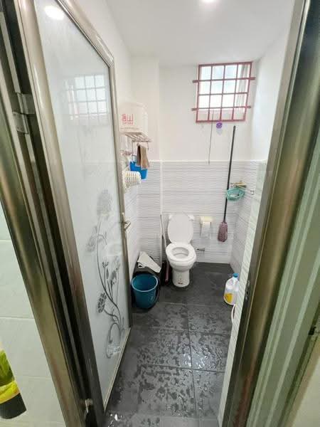 2-storey Terraced House for Sale in Bandar Baru Permas Jaya (Permas Jaya) - Jason Sim - Bathroom - PropertyGuru.com.my