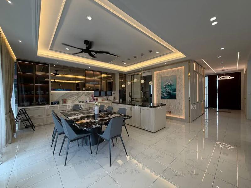 Bungalow House for Sale in Alam Sari (Bangi) - Ridwan Ibrahim - Dining Room - PropertyGuru.com.my