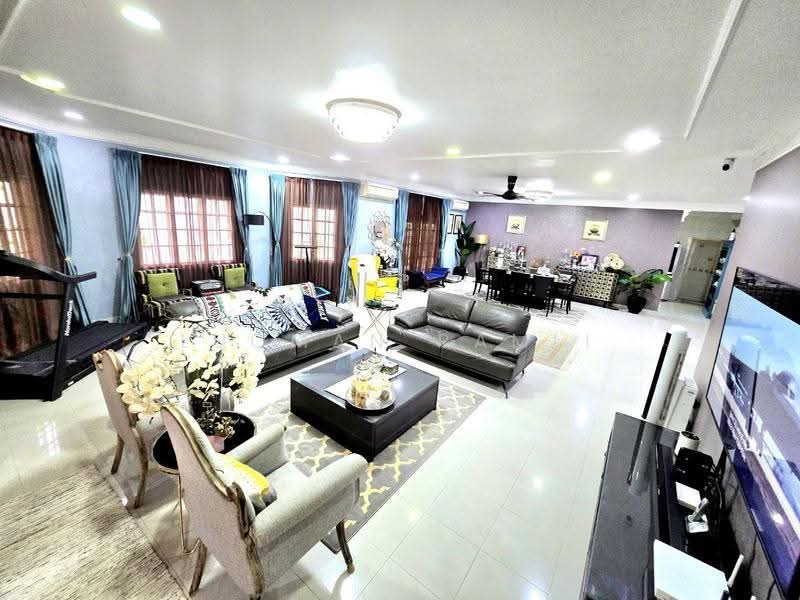 Rumah Banglo untuk Dijual di Ampang Jaya (Ampang) - Luqman Ramli - Living Room - PropertyGuru.com.my