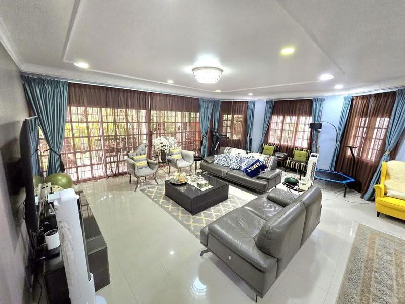 Rumah Banglo untuk Dijual di Ampang Jaya (Ampang) - Luqman Ramli - Living Room - PropertyGuru.com.my