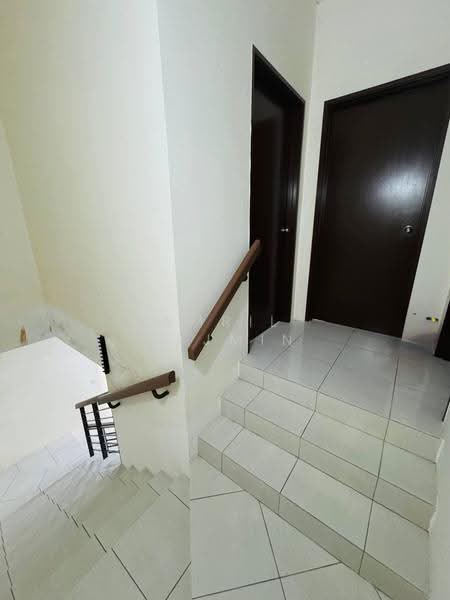 2-storey Terraced House for Sale in Taman Desiran Bayu (Puchong) - Amril Najmin - Interior - PropertyGuru.com.my