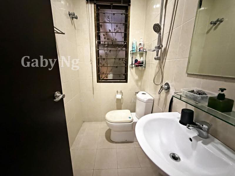 Rumah Berkembar untuk Dijual di Taming Mutiara (Bandar Sungai Long) - Gaby Ng - Bathroom - PropertyGuru.com.my