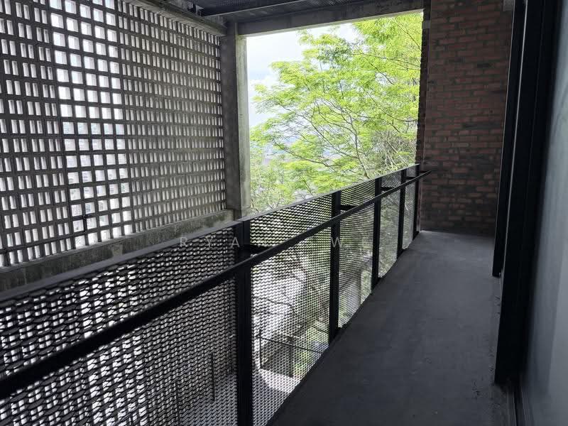 Office for Sale in Petaling Jaya (Selangor) - Ryan Swe - Balcony - PropertyGuru.com.my