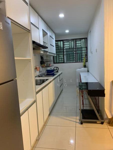 Kediaman Servis untuk Dijual di Impian Meridian - Ysabelle Yong - Kitchen - PropertyGuru.com.my