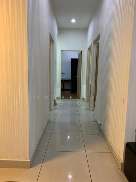 Kediaman Servis untuk Dijual di Impian Meridian - Ysabelle Yong - Corridor - PropertyGuru.com.my