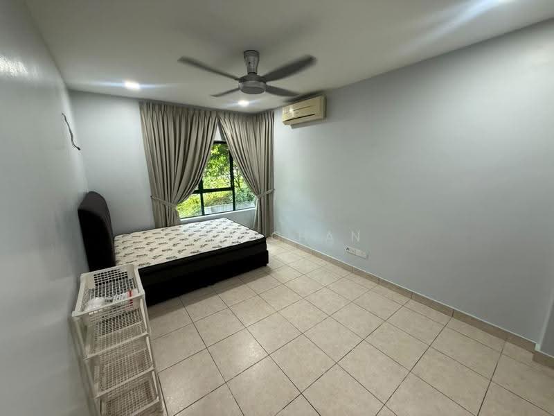 Kondominium untuk Dijual di Changkat View - Ray Chan - Bedroom - PropertyGuru.com.my
