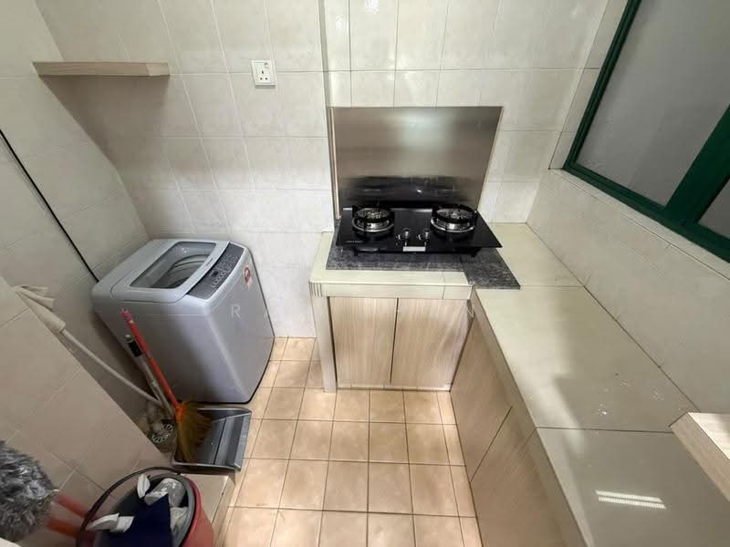 Kondominium untuk Dijual di Changkat View - Ray Chan - Kitchen - PropertyGuru.com.my