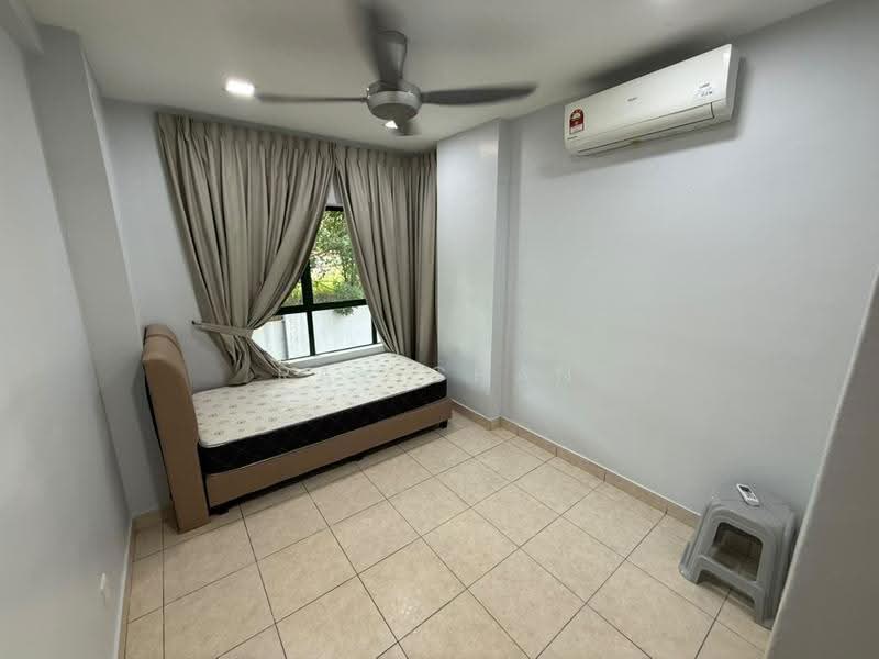 Kondominium untuk Dijual di Changkat View - Ray Chan - Bedroom - PropertyGuru.com.my