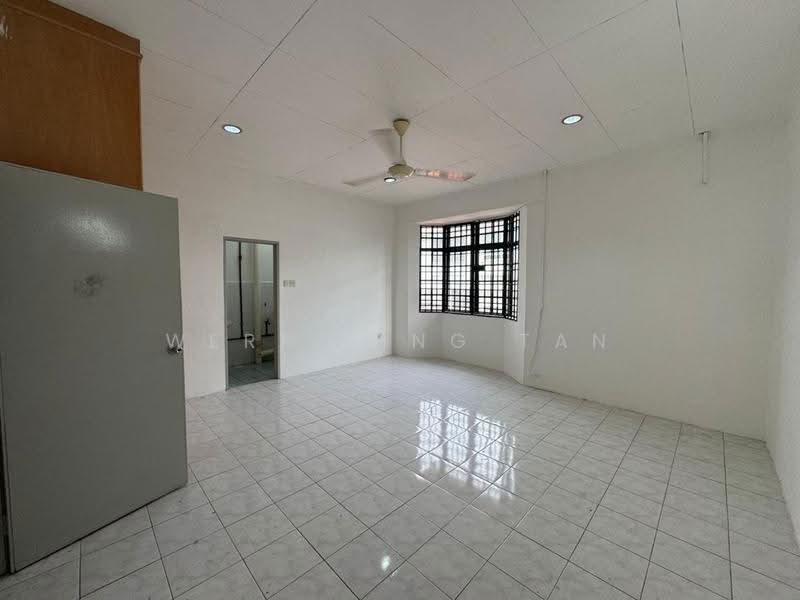 2-storey Terraced House for Sale in Bandar Tasek Mutiara (Simpang Ampat) - Wern Jing Tan - Living Room - PropertyGuru.com.my