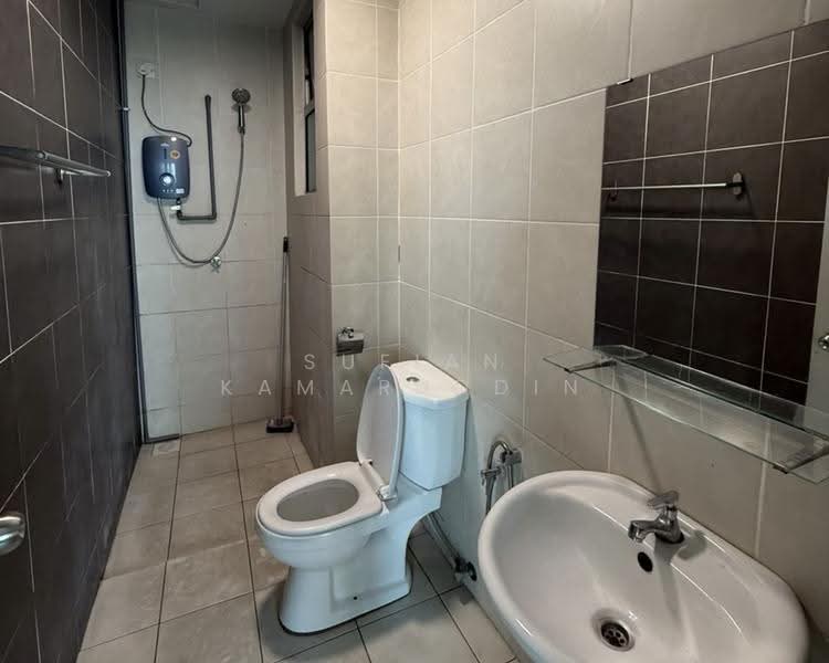 Kediaman Servis untuk Disewa di The Zizz @ Damansara North - Sufian Kamaruddin - Bathroom - PropertyGuru.com.my