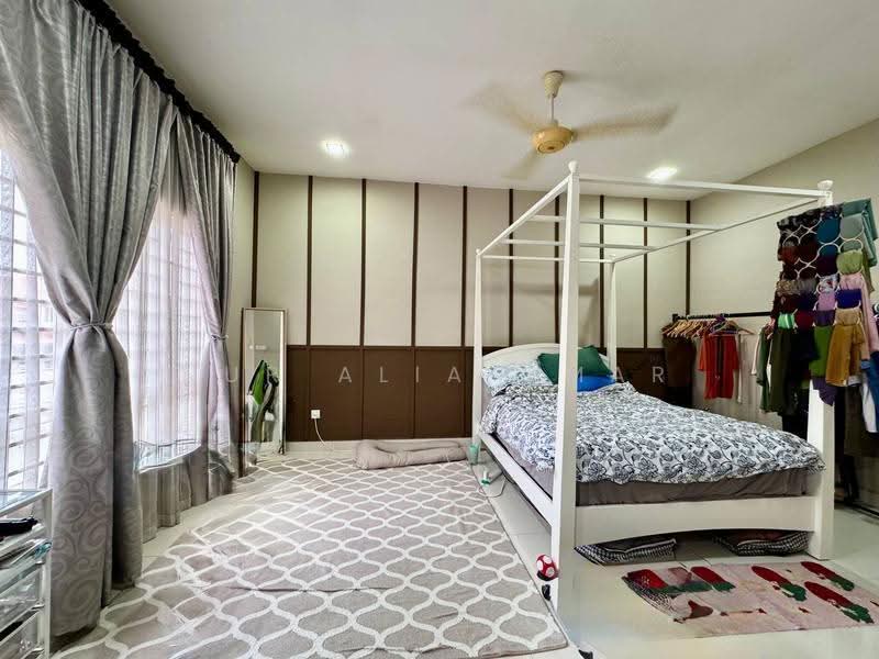 Rumah Berkembar untuk Dijual di D'Kayangan (Shah Alam) - Nur Alia Omar - Bedroom - PropertyGuru.com.my