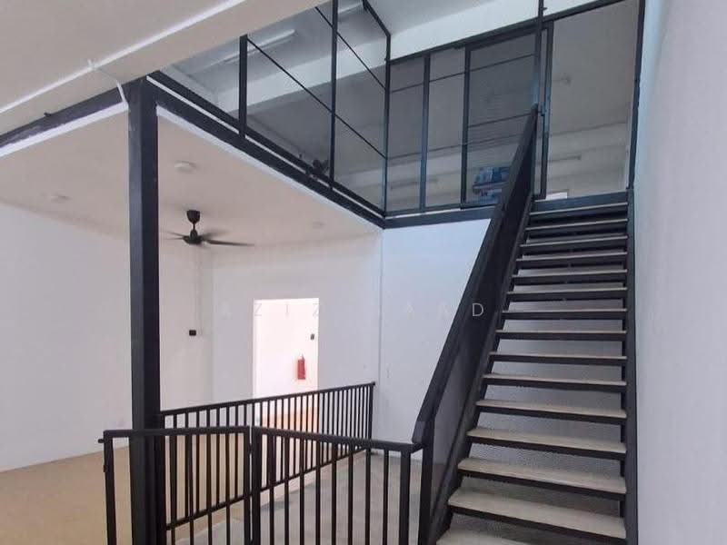 Shop for Rent in Saujana Utama (Puncak Alam) - Aziz Saad - Interior - PropertyGuru.com.my