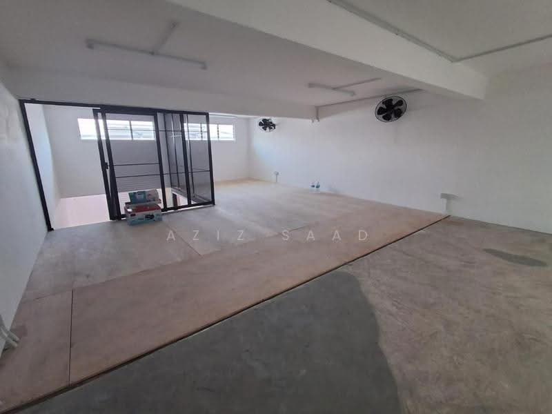 Shop for Rent in Saujana Utama (Puncak Alam) - Aziz Saad - Interior - PropertyGuru.com.my