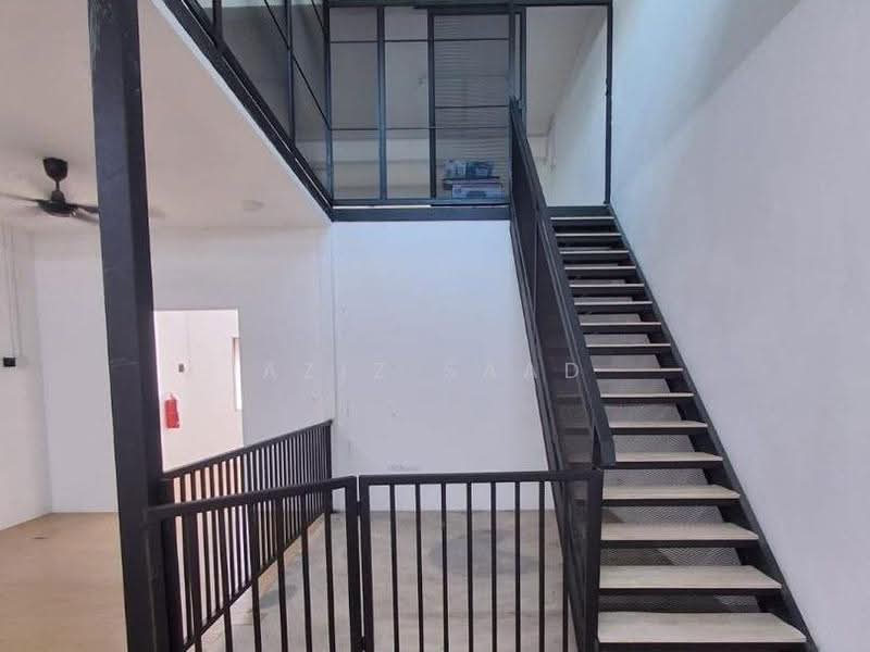 Shop for Rent in Saujana Utama (Puncak Alam) - Aziz Saad - Interior - PropertyGuru.com.my