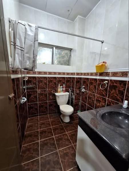 2-storey Terraced House for Sale in SS23 (Petaling Jaya) - Richard Liew - Bathroom - PropertyGuru.com.my