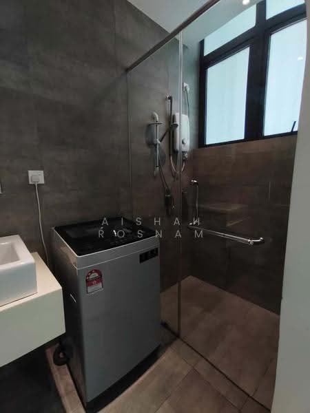 Service Residence for Rent at H2O Residences - Aishah Rosnam - Bathroom - PropertyGuru.com.my