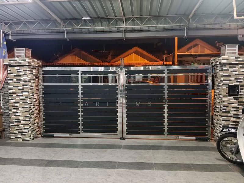 Rumah Teres 1-Tingkat untuk Dijual di Bandar Putra Kulai (Kulai) - Arif MS - Exterior - PropertyGuru.com.my