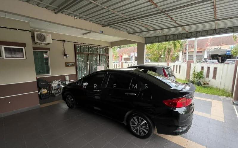 Rumah Teres 1-Tingkat untuk Dijual di Bandar Putra Kulai (Kulai) - Arif MS - Exterior - PropertyGuru.com.my