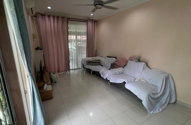 Rumah Teres 1-Tingkat untuk Dijual di Bandar Putra Kulai (Kulai) - Arif MS - Living Room - PropertyGuru.com.my