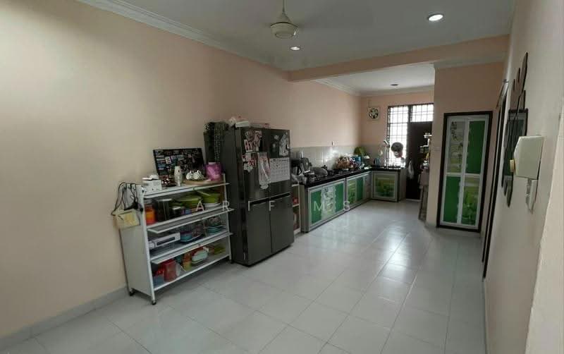 Rumah Teres 1-Tingkat untuk Dijual di Bandar Putra Kulai (Kulai) - Arif MS - Kitchen - PropertyGuru.com.my