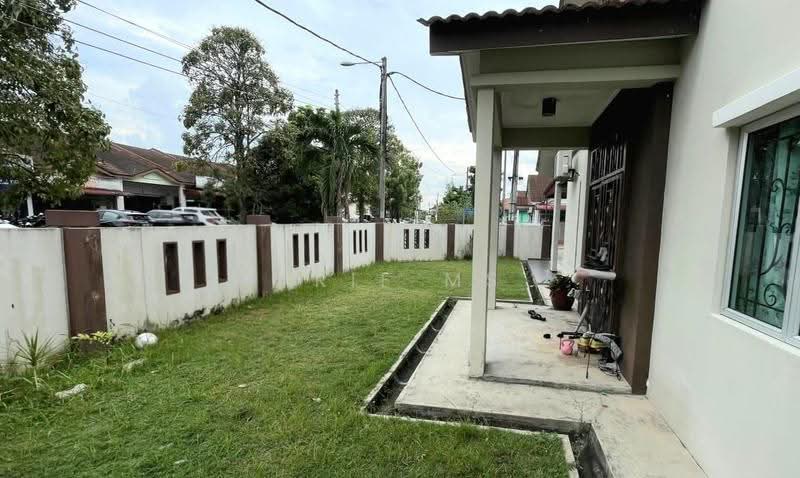 Rumah Teres 1-Tingkat untuk Dijual di Bandar Putra Kulai (Kulai) - Arif MS - Exterior - PropertyGuru.com.my