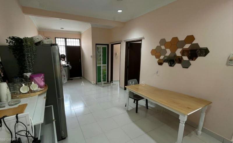 Rumah Teres 1-Tingkat untuk Dijual di Bandar Putra Kulai (Kulai) - Arif MS - Interior - PropertyGuru.com.my
