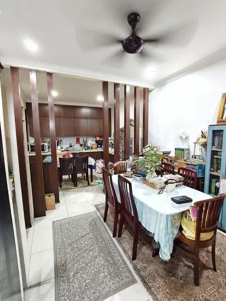Rumah Kluster untuk Dijual di Taman Adda Heights (Tebrau) - Arif MS - Dining Room - PropertyGuru.com.my
