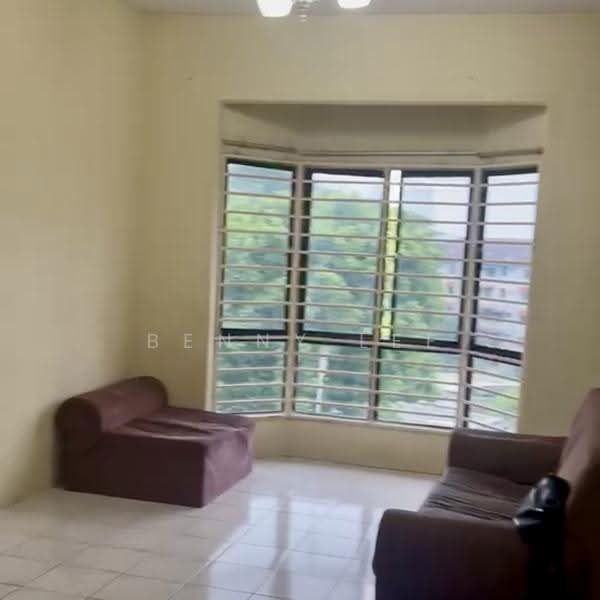 Pangsapuri untuk Disewa di Zapin Apartment - Benny Lee - Living Room - PropertyGuru.com.my