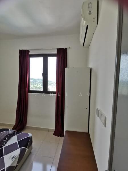 Kediaman Servis untuk Disewa di Tiara Imperio Residence - Janet Au - Bedroom - PropertyGuru.com.my