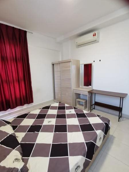 Kediaman Servis untuk Disewa di Tiara Imperio Residence - Janet Au - Bedroom - PropertyGuru.com.my