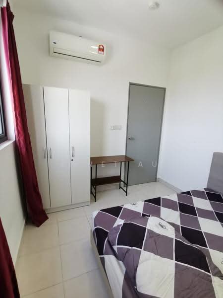 Kediaman Servis untuk Disewa di Tiara Imperio Residence - Janet Au - Bedroom - PropertyGuru.com.my