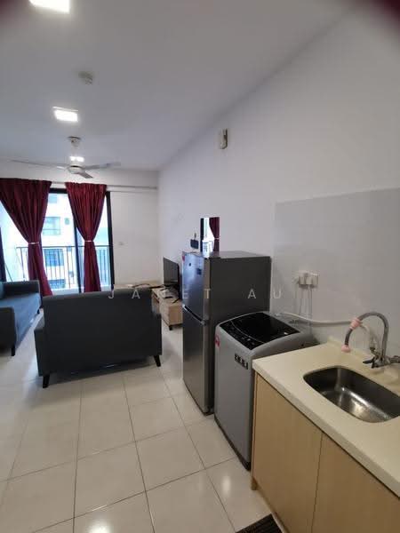 Kediaman Servis untuk Disewa di Tiara Imperio Residence - Janet Au - Living Room - PropertyGuru.com.my