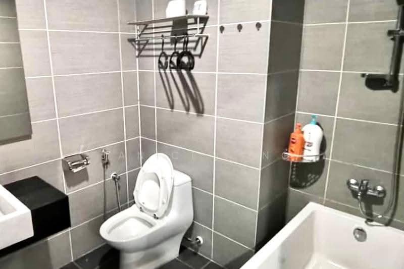 Kondominium untuk Disewa di KSL D'Esplanade Residence - Janice Yong - Bathroom - PropertyGuru.com.my