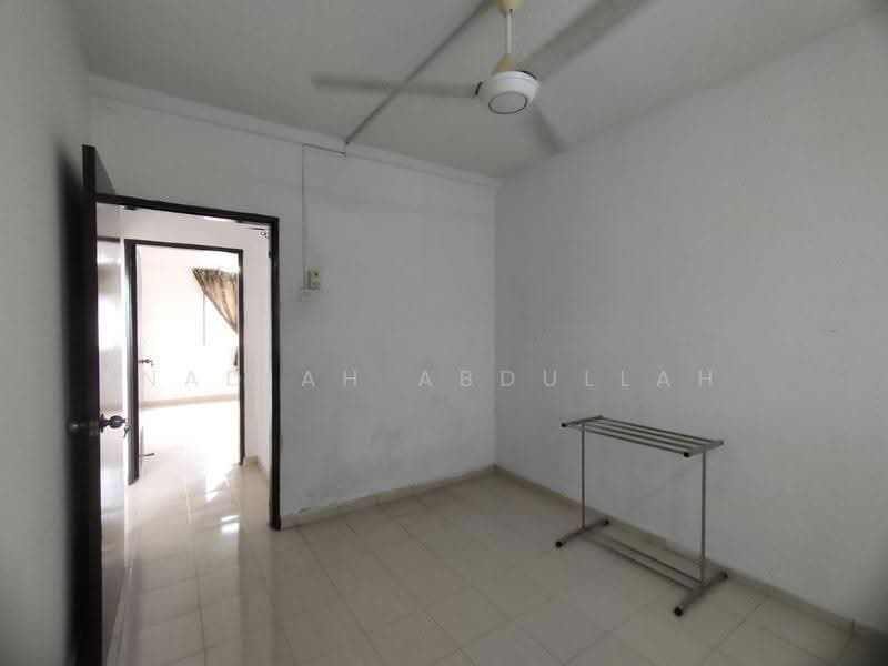 Apartment for Sale at Laguna Biru - Nadiah Abdullah - Interior - PropertyGuru.com.my