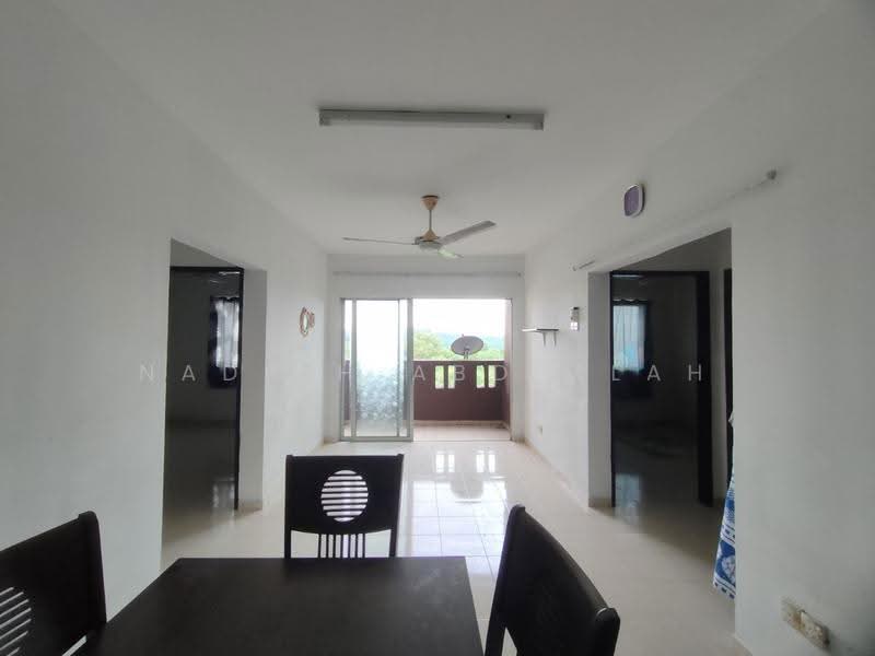 Apartment for Sale at Laguna Biru - Nadiah Abdullah - Dining Room - PropertyGuru.com.my