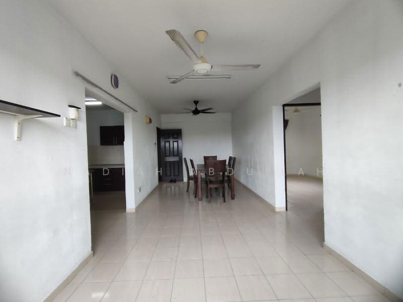 Apartment for Sale at Laguna Biru - Nadiah Abdullah - Living Room - PropertyGuru.com.my