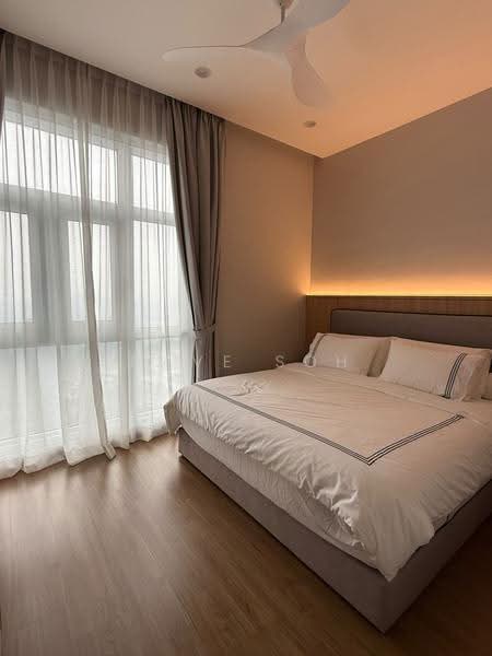 Service Residence for Sale at Met 1 Residences - Dave Soh - Bedroom - PropertyGuru.com.my