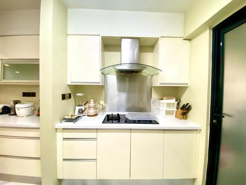 Kondominium untuk Disewa di Mont Kiara Pines - Azean Wahab - Kitchen - PropertyGuru.com.my