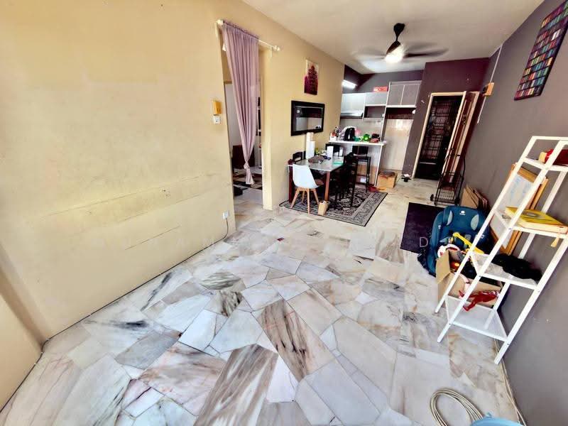Kondominium untuk Dijual di Desaminium Flora - Muhammad Muadz - Living Room - PropertyGuru.com.my