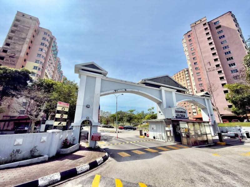 Kondominium untuk Dijual di Desaminium Flora - Muhammad Muadz - Exterior - PropertyGuru.com.my