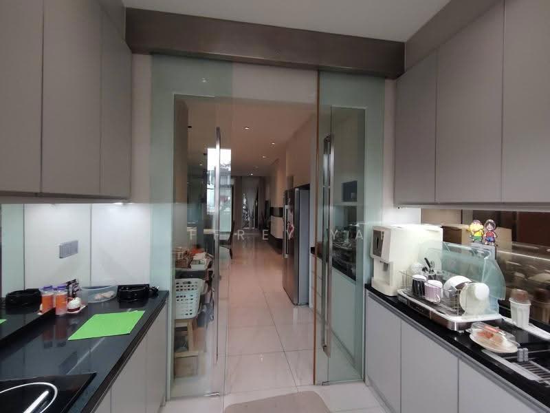 Kondominium untuk Dijual di Seri Puteri Hills Town Villa & Condominium - Jeffrey Yap - Kitchen - PropertyGuru.com.my