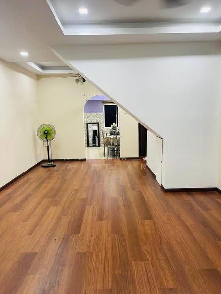 Rumah Teres 2-Tingkat untuk Dijual di Batu Caves (Selangor) - Zawana BT Zaidi Ana - Living Room - PropertyGuru.com.my