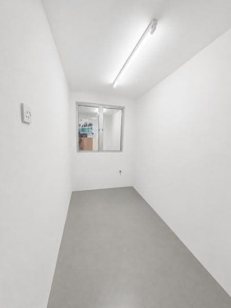 Semi-Detached House for Sale in Bandar Putra Permai (Seri Kembangan) - Sky Lim - Interior - PropertyGuru.com.my
