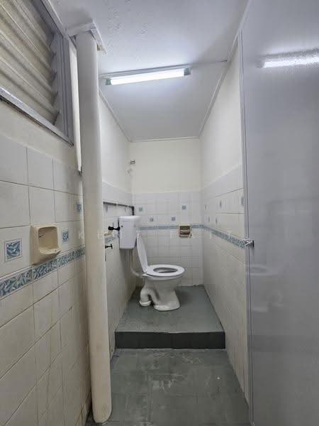 Rumah Teres 2-Tingkat untuk Disewa di Taman Jaya Baru (Cheras) - Kent Fatt - Bathroom - PropertyGuru.com.my
