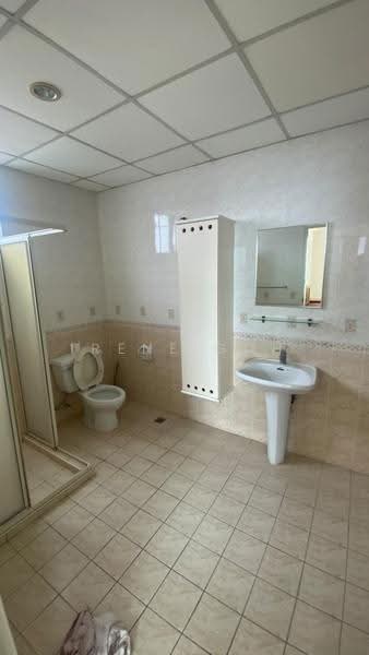 Kondominium untuk Disewa di Sri Pangkor Condominium - Irene Goh - Bathroom - PropertyGuru.com.my