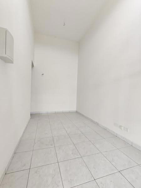 1-storey Terraced House for Sale in Bandar Putra Kulai (Kulai) - Elaine Sim - Interior - PropertyGuru.com.my