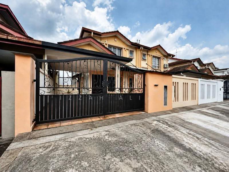 Rumah Kluster untuk Dijual di Setia Impian (Setia Alam) - Izzah Alias - Exterior - PropertyGuru.com.my